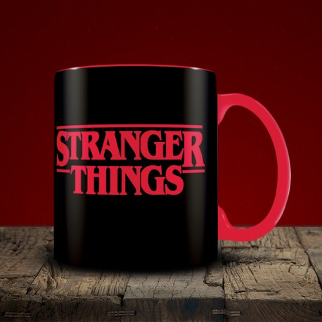 Mug Stranger Things Noir et Rouge